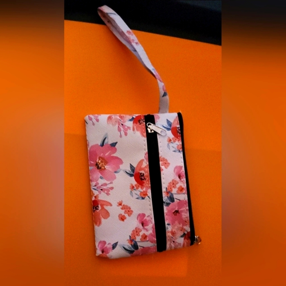 Wristlet